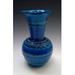 A mid-century Aldo Londi for Bitossi 'Rimini blue' Italian pottery vase, the glazed body with