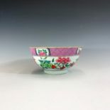 A Chinese famille rose porcelain bowl, circa 1800, height 7cm, diameter 14cm.Condition report: