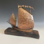 Mark PENROSE A copper model of a Newlyn fishing lugger Length of base 35cm