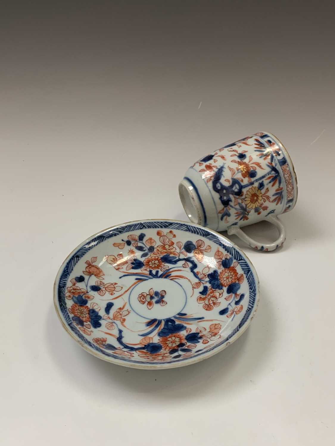 A selection of Chinese Imari porcelain items, 18th century, comprising a bowl, cup and saucer, tea - Image 11 of 18