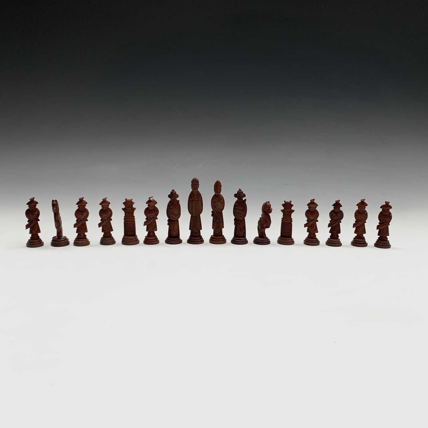 A Chinese bone and red stained composition chess set, boxed, height of kings 9.5cm. - Image 2 of 8