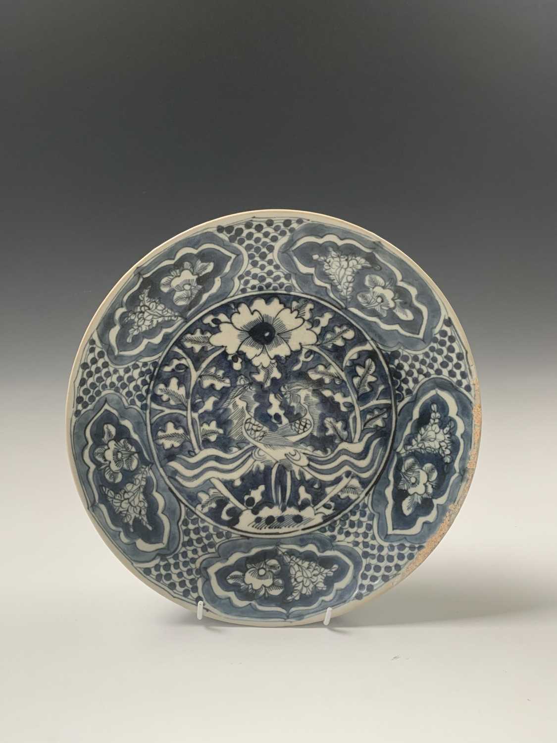 A Chinese blue and white pottery shallow bowl, 'Isin Ho Ship-Wreck, circa 1608', provenance - Image 11 of 11