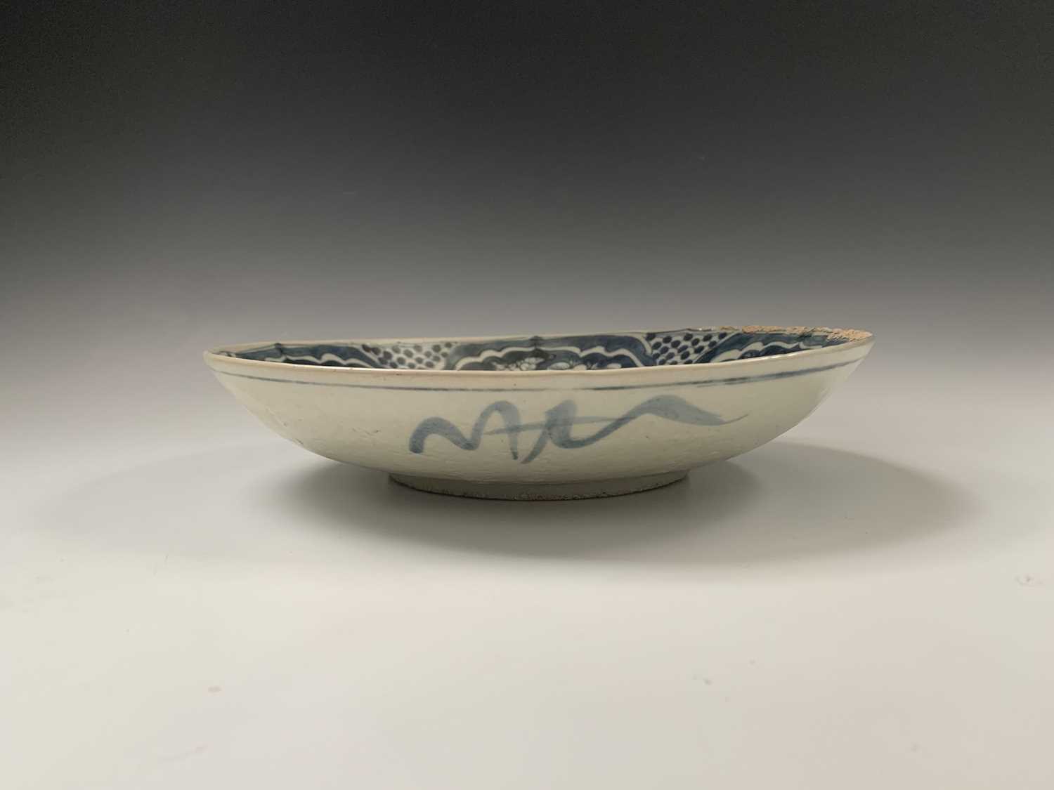 A Chinese blue and white pottery shallow bowl, 'Isin Ho Ship-Wreck, circa 1608', provenance - Image 7 of 11