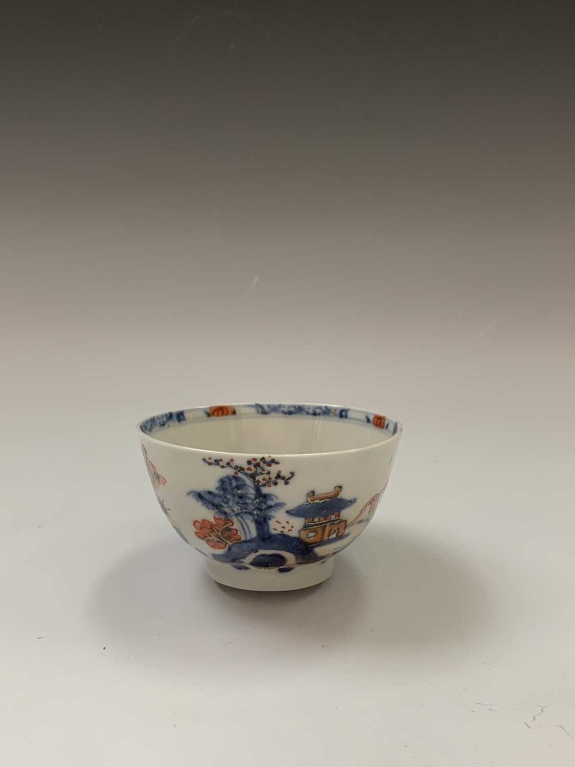 A selection of Chinese Imari porcelain items, 18th century, comprising a bowl, cup and saucer, tea - Image 8 of 18