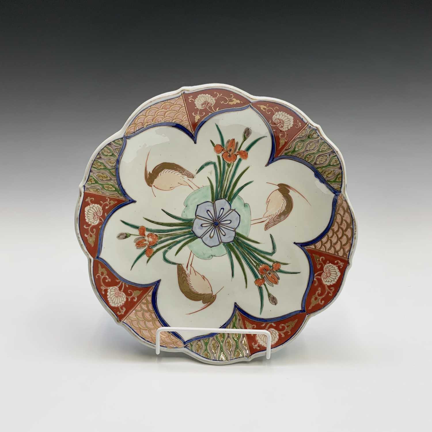 A Chinese export blue and white porcelain octagonal plate, 18th century, with floral sprays, width - Image 4 of 6