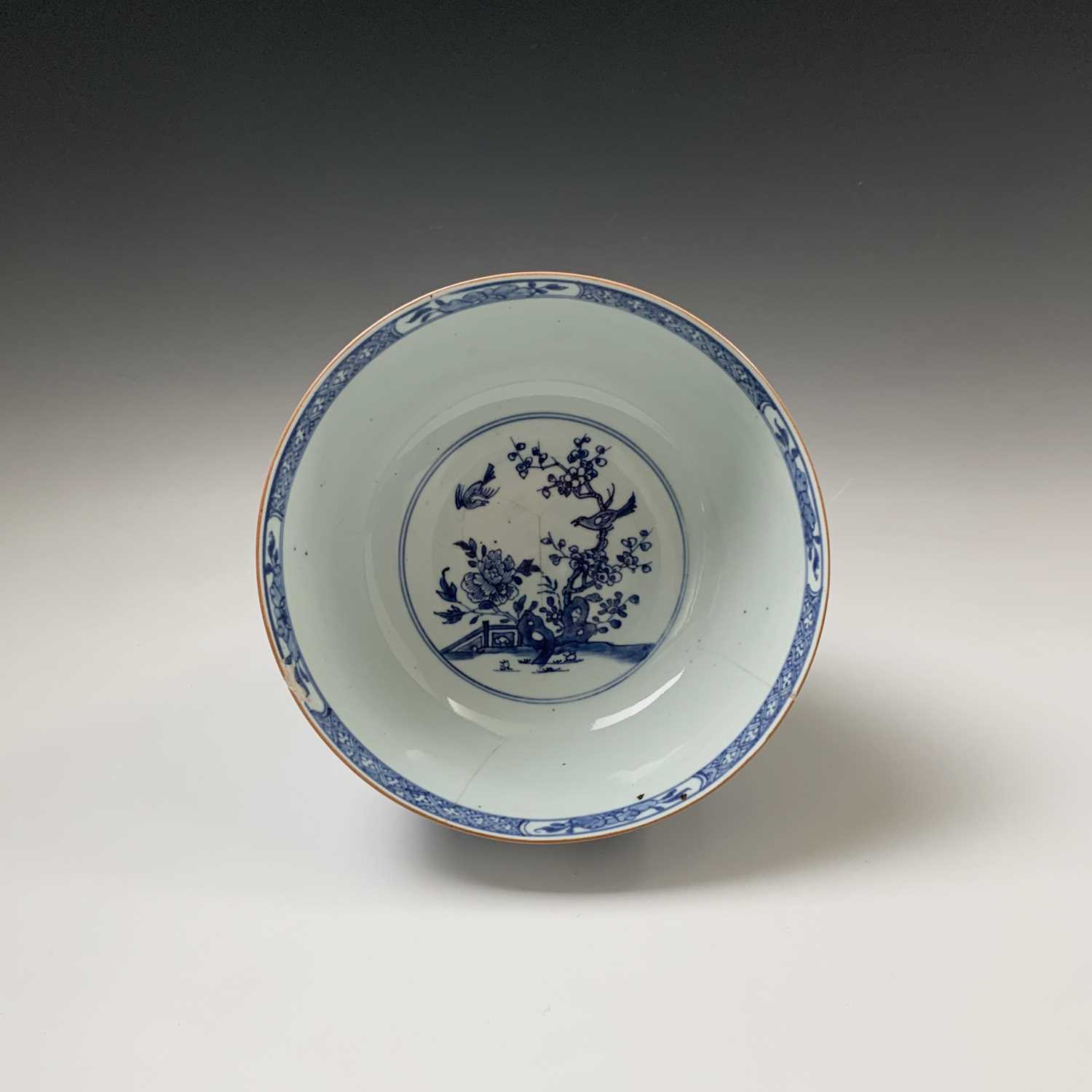 A Chinese blue and white porcelain bowl, 18th century, height 11.5cm, diameter 27cm, an imari - Image 8 of 8