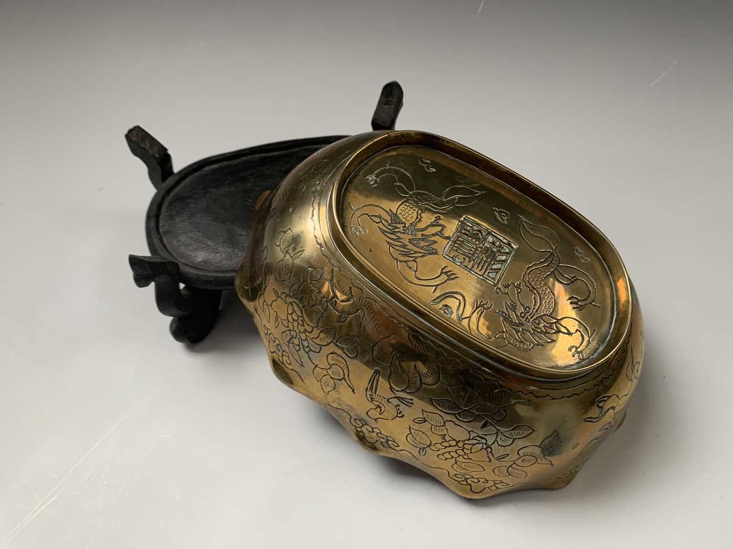 A pair of Chinese bronze pear-shaped vases, circa 1900, each with a dragon chasing the pearl to - Image 9 of 10