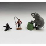 Lead Circus - Charbens: Ringmaster with elephant, stand and sealion.