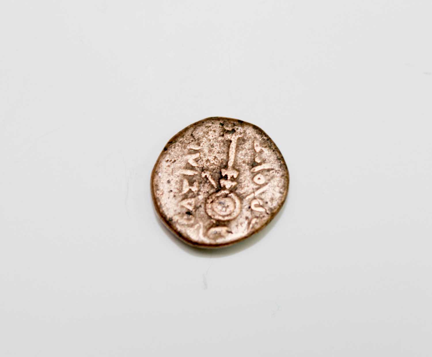 ROMAN & LATER COINS (x 3). Lot comprises: A Roman ? gold coin (weight 2.5 gms); a small slver - Image 6 of 7