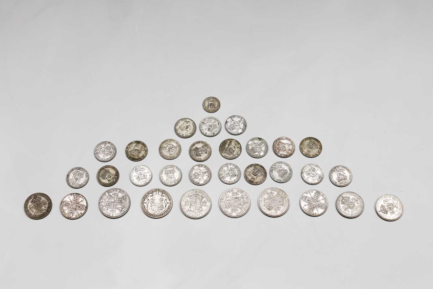 Pre 1947 silver coinage 246 grms.