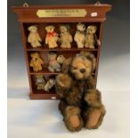 TEDDY BEARS: An attractive Danbury Mint 'Teddy Bear Museum Showcase' comprising 12 standing bears
