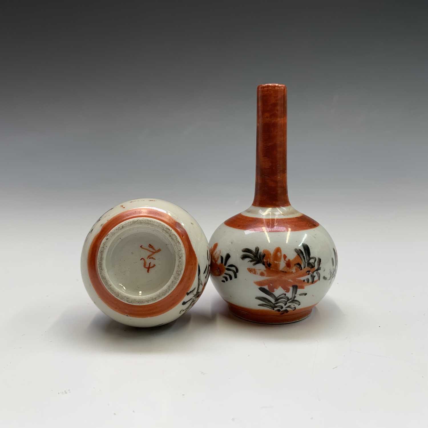 Four assorted Japanese Kutani vases, the largest 22cm, together with a Japanese teapot and a jar and - Image 12 of 19