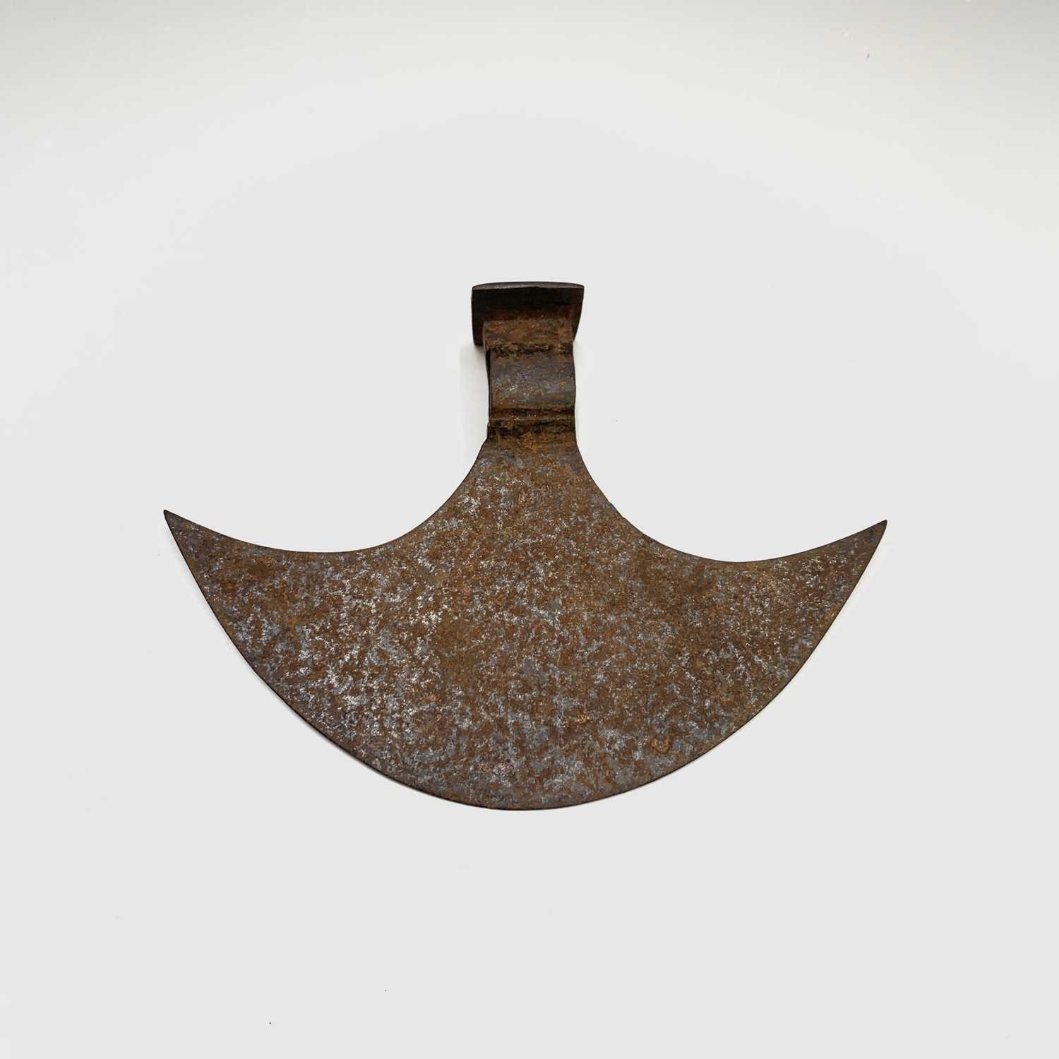 An Indian iron katar push dagger, with fullered blade, length 26cm, together with a half round axe - Image 3 of 4