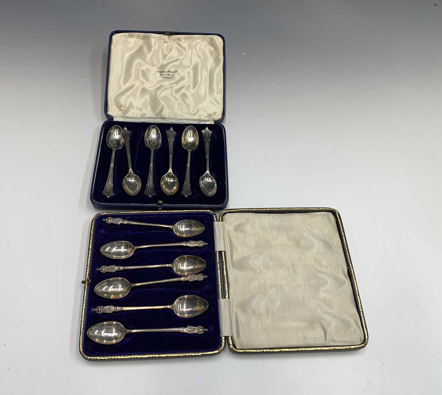 Three sets of six silver teaspoons, 6.2oz each cased and a set of six tea knives - Image 3 of 7