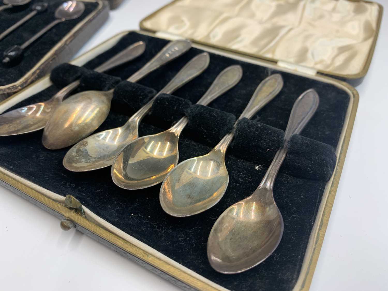 Two sets of six silver bean knop coffee spoons, cased and one other cased set of six silver coffee - Image 7 of 7