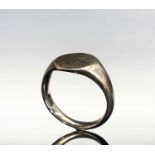 A 9ct gold signet ring Chester 1893 7.5gm