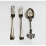 A pair of Georgian silver crested dinner forks and a Dutch cast spoon 6.5oz