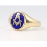 A 9ct yellow gold and enamel Masonic swivel ring, size X, 7.5 grams