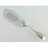 A George IV silver fish slice with pierced decoration London 1822, 132 grams