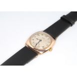 A gentleman's 9ct yellow gold Rotary wristwatch with seconds at 6 o'clock, contained in a 28mm
