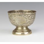 A Victorian repousse silver pedestal bowl decorated with flowers Sheffield 1898, 9cm, 112 grams