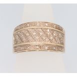 A 9ct yellow gold diamond dress ring size P 6.4 grams