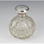 An Edwardian silver mounted spherical glass scent bottle London 1901, 12cm