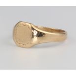A 9ct yellow gold signet ring size L 1/2, 2.49 grams