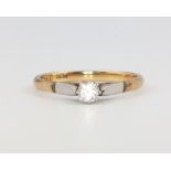 An 18ct yellow gold single stone diamond ring approx. 0.2ct, size O, 2.5 grams