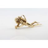 A 14ct yellow gold pendant in the form of a scuba diver, 8.6 grams