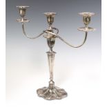 An Edwardian silver 3 light candelabrum on tapered stem, London 1904, 41cm