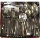 A quantity of minor plated cutlery