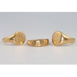 Two 18ct yellow gold signet rings 14 grams and a yellow gold ring 3 grams, sizes P, S and O