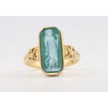 A 14ct yellow gold carved cameo ring 4.8 grams, size P