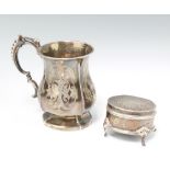 A Victorian silver baluster christening mug with S scroll handle, Birmingham 1865, 60 grams together