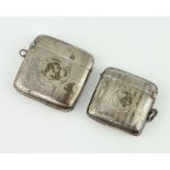 An Edwardian silver vesta Birmingham 1902, ditto 1914, 60 grams