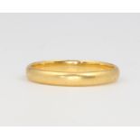 A 22ct yellow gold wedding band, 2.2 grams, size M