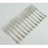 A set of 12 silver cake forks Sheffield 1925, 226 grams