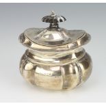 A silver baluster sugar bowl and cover Birmingham 1911, 154 grams, 10cm
