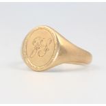 A gentleman's 9ct yellow gold signet ring size R, 5 grams