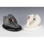 Two Franklin Mint figure - The Royal Swan 30cm and The Black Australian Swan 30cm