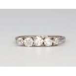 A platinum 5 stone diamond ring, approx. 0.4ct, 2.5 grams, size K