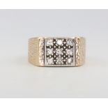 A gentleman's 9ct yellow gold diamond set signet ring size O, 15.2 grams