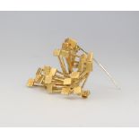 A vintage 18ct yellow gold geometric brooch 17.5 grams