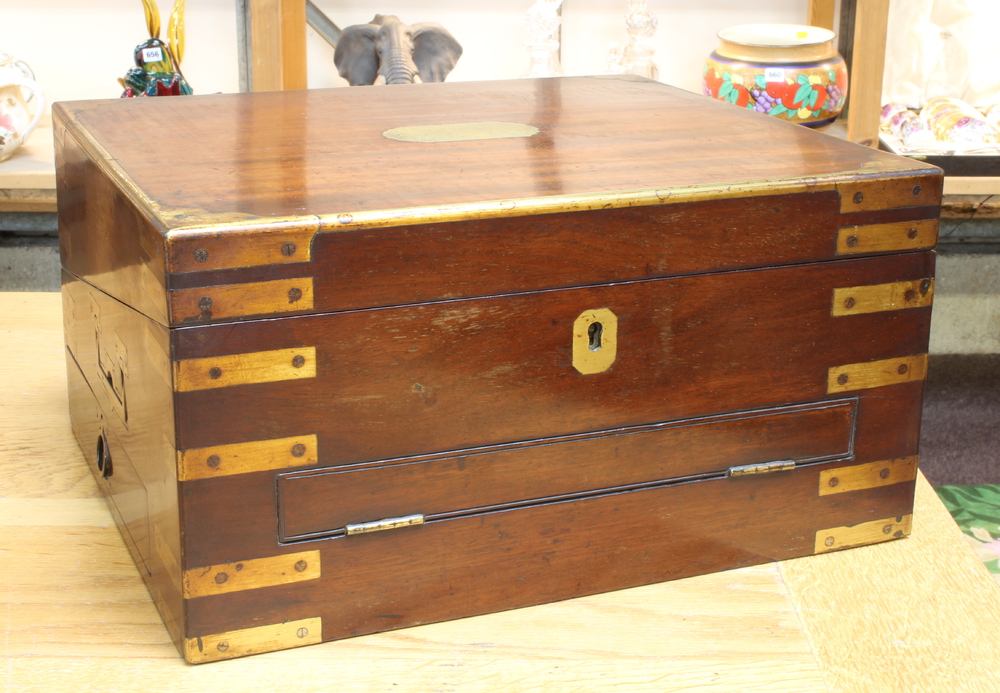 A Georgian mahogany and brass banded writing slope with hinged lid and secret drawer 18cm h x 35cm w - Image 5 of 14