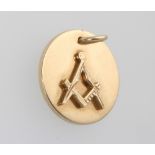 A 9ct yellow gold Masonic pendant 5.3 grams