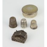 A Continental silver box in the form of a house 2.5cm, circular snuff box and 3 thimbles, 71 grams