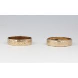Two 9ct yellow gold wedding bands, size Q, 5.5 grams