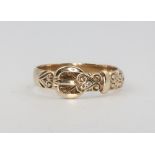 A 9ct yellow gold buckle ring 3 grams, size R