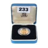 A 1993 ALDERNEY CORONATION ANNIVERSARY £25 GOLD COIN, approximately 8.